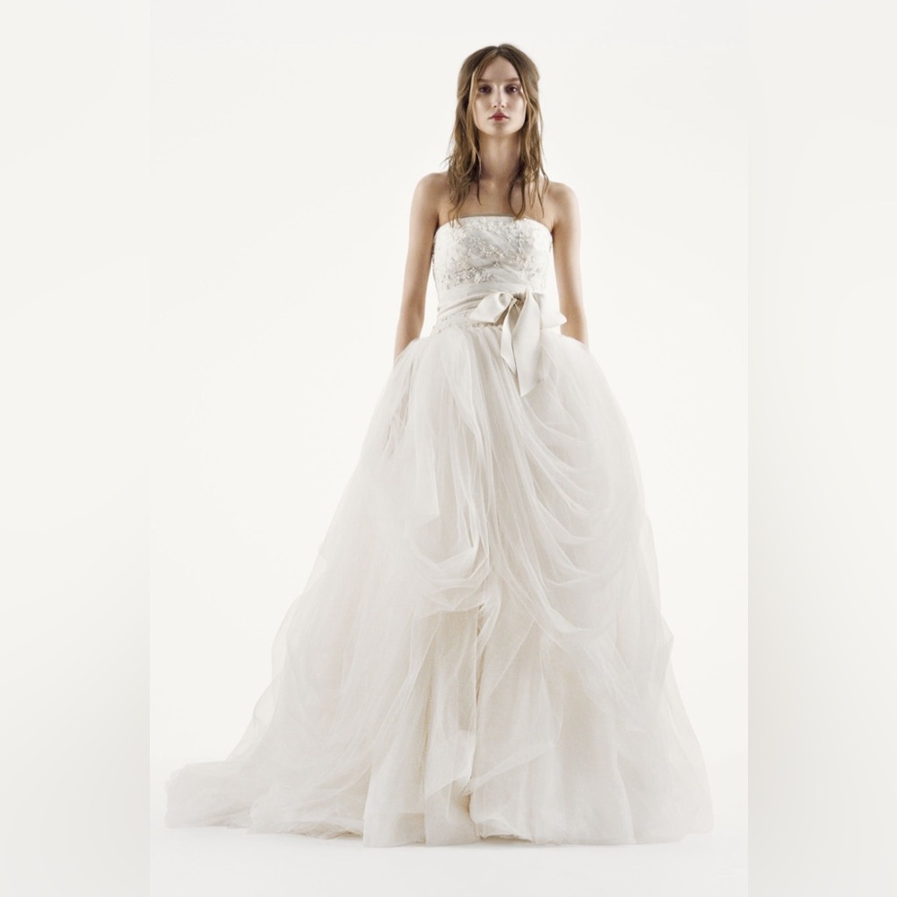 Ivory Wedding Dress brand new!!!